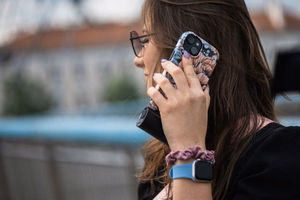 FORCELL F-PROTECT Mirage viedtālruņa apvalks, saderīgs ar MagSafe, IPHONE 15 Plus, bloom bush