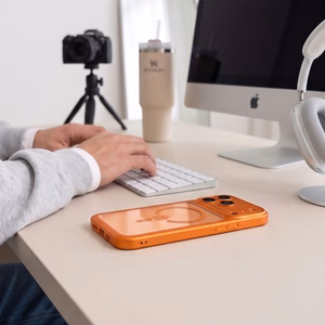 Tech-Protect MagPeak MagSafe CC maciņš, paredzēts iPhone 18 Pro / 17 Pro, caurspīdīgs oranžs