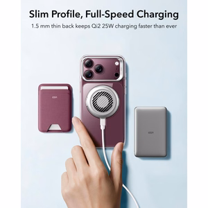 ESR Classic Hybrid Kickstand MagSafe maciņš, paredzēts iPhone 18 Pro / 17 Pro, caurspīdīgs