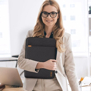 Tech-Protect Defender portatīvā datora apvalks 15–16" - melns