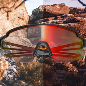 Rockbros fotohromās velosipēda brilles ar UV aizsardzību un korekcijas ieliktni, oranžas lēcas - melnas