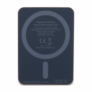 Magnētiskā indukcijas uzlādes ierīce Guess MagSafe Metal Script Logo 5W 3000mAh (zelta)