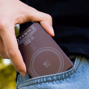 Blavec BJ-03 10000 mAh plāns magnētisks ārējais akumulators ar MagSafe, 13,5 mm, USB-C, 22,5 W, 3 vienā (PBBJ03-MC10P) (krāsa: violeta)