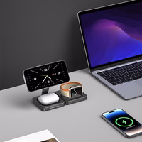 Blavec indukcijas lādētājs BQI-02 Qi 15W magnētiskais Magsafe 3 in 1 Apple/Samsung Watch (BQI02-QIMB) melns