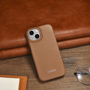 iCarer CE Premium ādas folio vāciņš iPhone 14 Plus ar MagSafe magnētisku flip vāciņu - brūnās krāsā