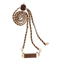 Ķēdīte / aukla ar turētāju GLAMOUR der visiem modeļiem, maksimālais platums 80 mm – brūna