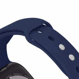 Crong Liquid siksniņa Apple Watch 44 / 45 / 46 / 49 mm, tumši zila