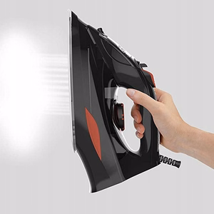 BLACK+DECKER BXIR3000E – tvaika gludeklis, 3000 W, melns (ES9180190B)