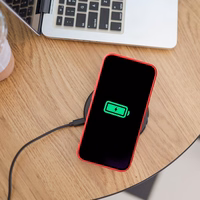 Silikonais Magnētiskais apvalks saderīgs ar MagSafe IPHONE 12 Mini sarkans