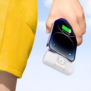 Wozinsky WF16-YLS 5000mAh 15W Lightning mini portatīvais lādētājs ar iebūvētu USB-C kabeli un Apple Watch lādētāju - balta