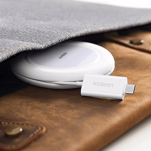 Ugreen CD245 40123 bezvadu Qi / MagSafe lādētājs 15W ar USB-C kabeli balts