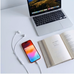Tech-Protect Ultraboost Core G3 vadu austiņas ar USB-C savienotāju – baltas