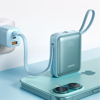 Joyroom JR-PBF27 22.5W 10000mAh portatīvais lādētājs ar diviem iebūvētiem kabeļiem - zelta