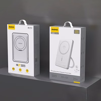 Dudao K28S 20W PD 5000mAh Portatīvais lādētājs ar Magnētisko funkciju un statīvu - sudraba