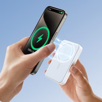 Magnētiskais portatīvais lādētājs Joyroom JR-W020 20W 10000mAh MagSafe + USB-C uz USB-C kabelis 0,25m (balts)