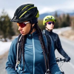 Wozinsky MTB velosipēda ķivere ar noņemamu nagu un aizmugurējo USB gaismu L - melns un dzeltens