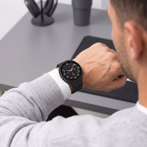 Tech-Protect Defense 2-Pack maciņš modelim Samsung Galaxy Watch 44mm – caurspīdīgs un matēts melns