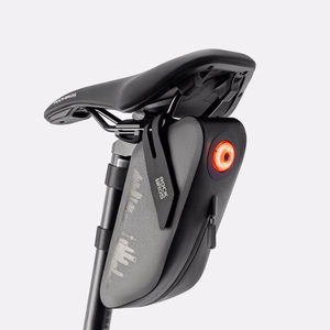 Rockbros AS-078-1 velosipēda sēdekļa soma ar viedo aizmugurējo lukturi 0.8L - melna