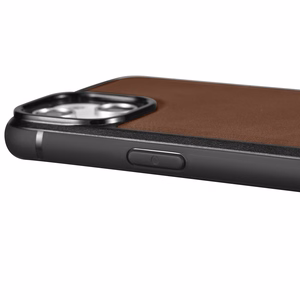 iCarer ādas Oil Wax īstas ādas viedtālruņa apvalks iPhone 14 Plus (saderīgs ar MagSafe) brūns (WMI14220719-BN)