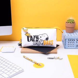 Snoopy Lazy Days penālis ar 3 nodalījumiem