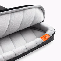 Tech-Protect Defender soma 17" portatīvajam datoram - melna