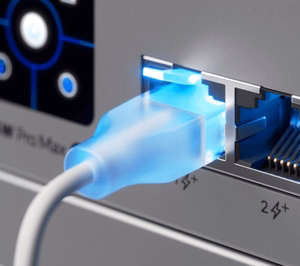 Ubiquiti UACC-Cable-Patch-EL-0.15M-W-24 networking cable Translucent, balts Cat6