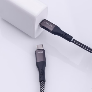 Maxlife MXUC-11 magnētiskais kabelis USB-C - USB-C 1,0 m 100W melns neilons
