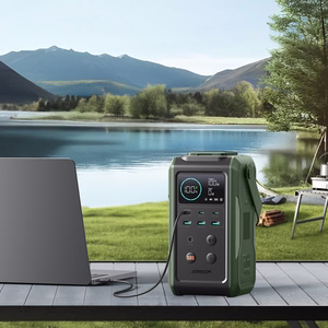 Portatīvais lādētājs Joyroom JR-PBF10 75000mAh 100W 3x USB-C 3x USB-A ar salokāmo lukturīti un rokturi (zaļš)