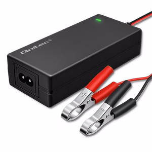 Qoltec 52665 automātiskais lādētājs AGM GEL STD akumulatoriem | 24V lādētājs | 2A | 48W | LED | 1,8m kabelis