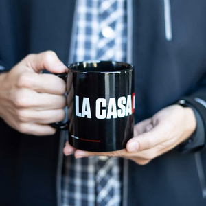 La Casa De Papel Logo keramikas krūze dāvanu kastē, 330 ml