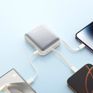 Joyroom JR-PBF27 10000mAh 22.5W внешний аккумулятор со встроенными кабелями USB-C и Lightning - Белый