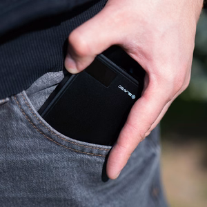 Blavec portatīvais lādētājs 10000mAh BJ-03 Slim 13,5mm - Type C - 22,5W magnētisks Magsafe 3 in 1 (PBBJ03-MC10B) melns alumīnijs