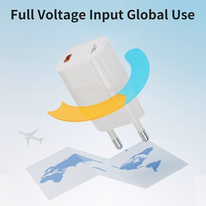 Rock Сетевое зарядное устройство T88 Sugar Cube Series GaN - Type C - QC 3.0 PD 33W 3A белый
