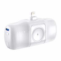 Wozinsky WF16-YLS 5000mAh 15W Lightning mini portatīvais lādētājs ar iebūvētu USB-C kabeli un Apple Watch lādētāju - balta