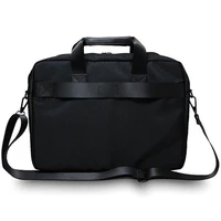 BMW Carbon un sarkano svītru soma 16" klēpjdatoram - melna