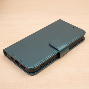 Viedais Classic maciņš for iPhone 16e / 17e tumši zaļš
