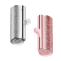 VEGER portatīvais lādētājs 5000 mAh ar iebūvētu savienotāju Lightning PD QC3.0 2,4A 12W PlugOn (W0573P) violeta