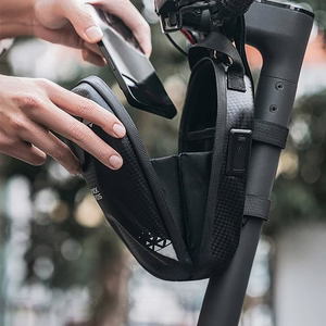 Rockbros 3011006301 stūres soma velosipēdam vai skrejritenim 1.3 l - melna