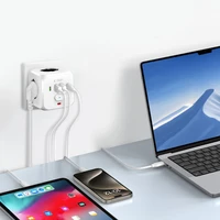 Tech-Protect PCL3x4 pagarinātājs, 2x USB-A, 2x USB-C, 3x AC Schuko tips - balts