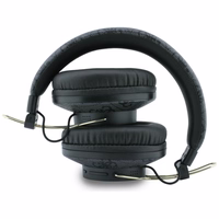 Guess Triangle Logo Bluetooth ENC austiņas uz ausīm melns