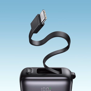 Joyroom JR-PBF27 10000mAh 22.5W внешний аккумулятор со встроенными кабелями USB-C и Lightning - Чёрный