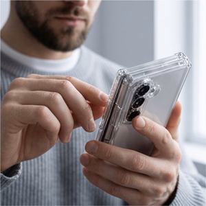Tech-Protect FlexAir Hybrid maciņš modelim Samsung Galaxy Z Fold 8 Ultra – caurspīdīgs
