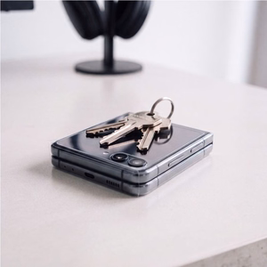 Tech-Protect aizsardzības komplekts Samsung Galaxy Z Flip 7 / 8: Glass Fit+ rūdītais stikls, 2 gab., un Hydro Flex+ hidrogēla plēve, 2 gab.