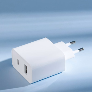 Xiaomi ceļojumu lādētājs Combo ātrais lādētājs USB-A / USB-C 33W PD balts (BHR4996GL)