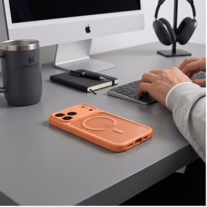Tech-Protect BasicMag MagSafe maciņš, paredzēts iPhone 17 Pro / 18 Pro, matēti oranžs