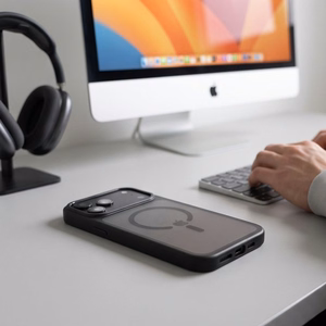 Tech-Protect MagStand MagSafe CC maciņš, paredzēts iPhone 18 Pro Max / 17 Pro Max, matēti melns