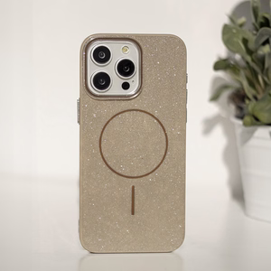 Glitter Thin Mag maciņš for iPhone 17 6,3" brūns