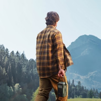 Portatīvais lādētājs Joyroom JR-PBF10 75000mAh 100W 3x USB-C 3x USB-A ar salokāmo lukturīti un rokturi (zaļš)