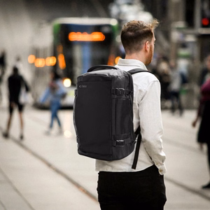 Tech-Protect Defender S40 mugursoma Ryanair un Wizzar, 20L klēpjdatoram - melna
