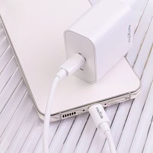 Maxlife MXTC-06-20C PD QC lādētājs 1x USB-C 20W balts + USB-C - Lightning kabelis 20W